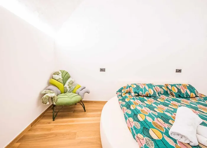 Basilica Apartment *